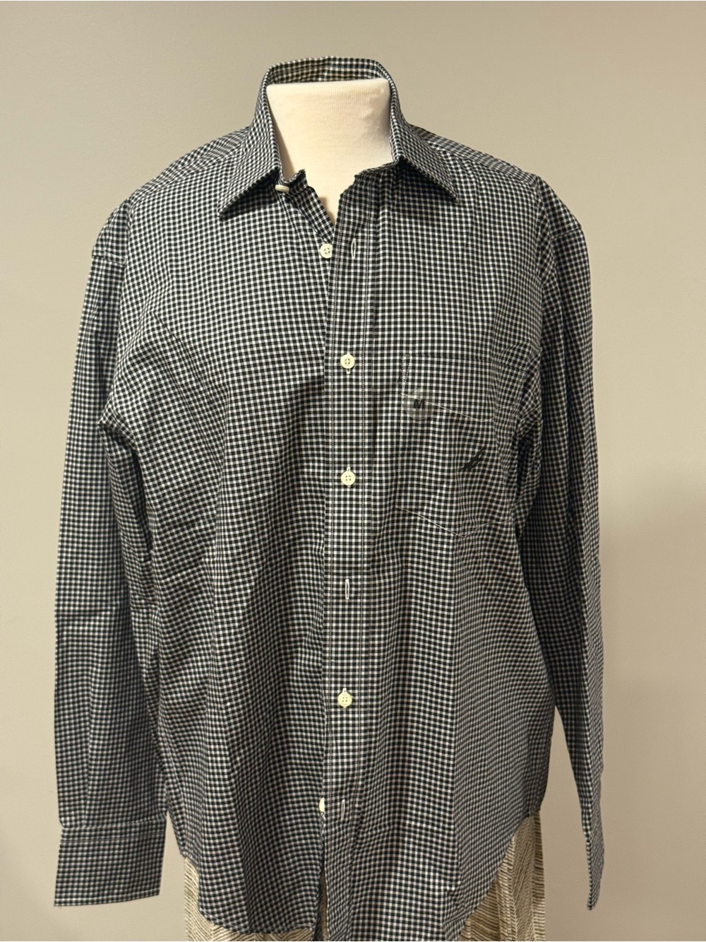 Nautica Men's Black and White Gingham Button-Down Shirt